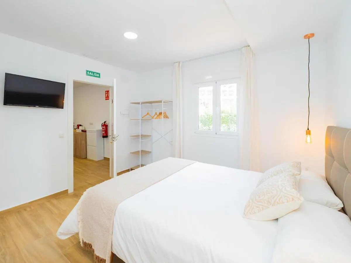 Cubo'S Hostal William'S Sunny 1 With Breakfast Torre de Benagalbon Spain