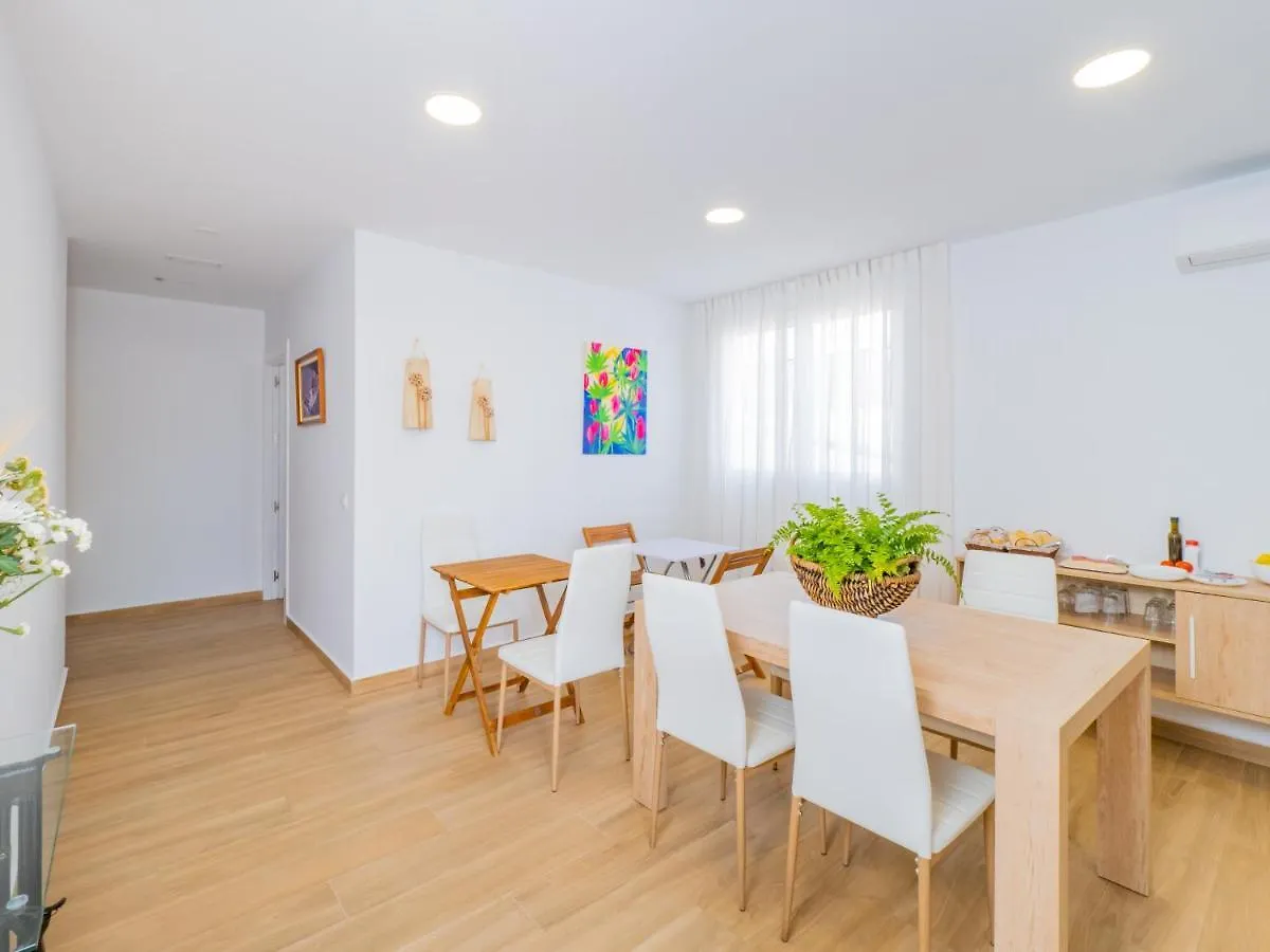 Guest house Cubo'S Hostal William'S Sunny 1 With Breakfast Torre de Benagalbon Spain