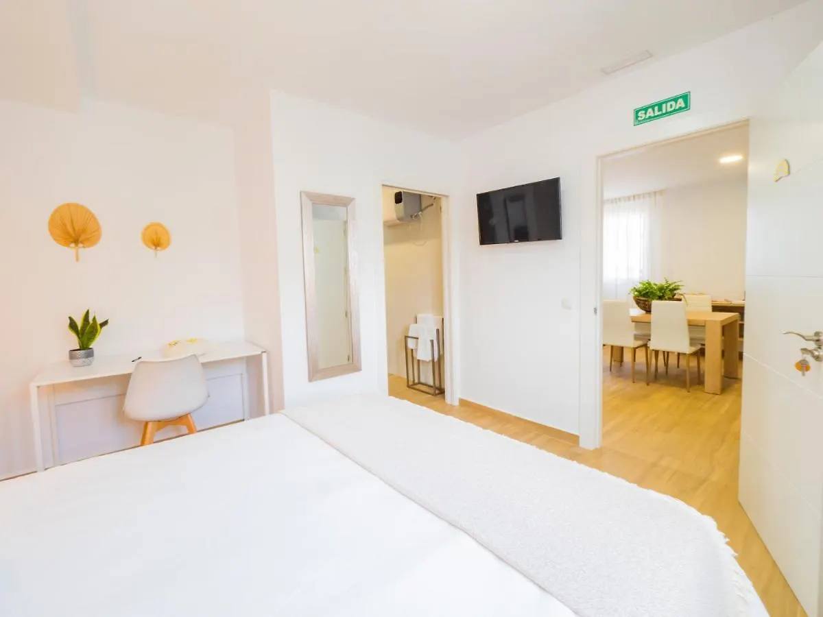 Guest house Cubo'S Hostal William'S Sunny 1 With Breakfast Torre de Benagalbon Spain